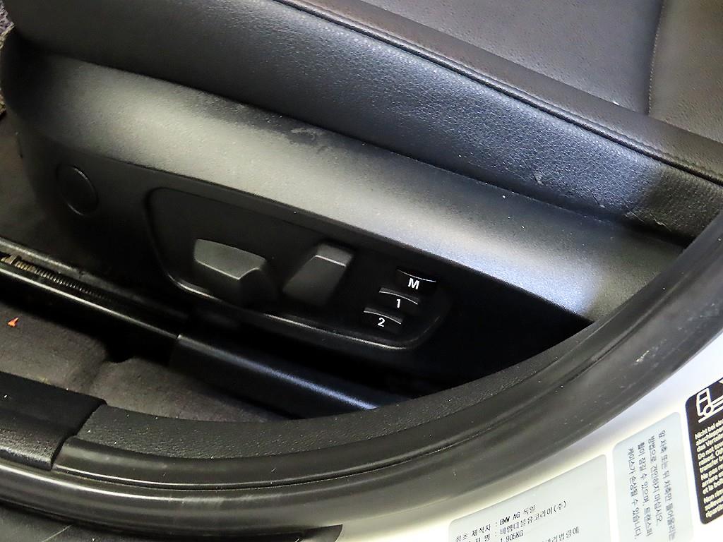 BMW X1 20d xDrive - 이미지 3