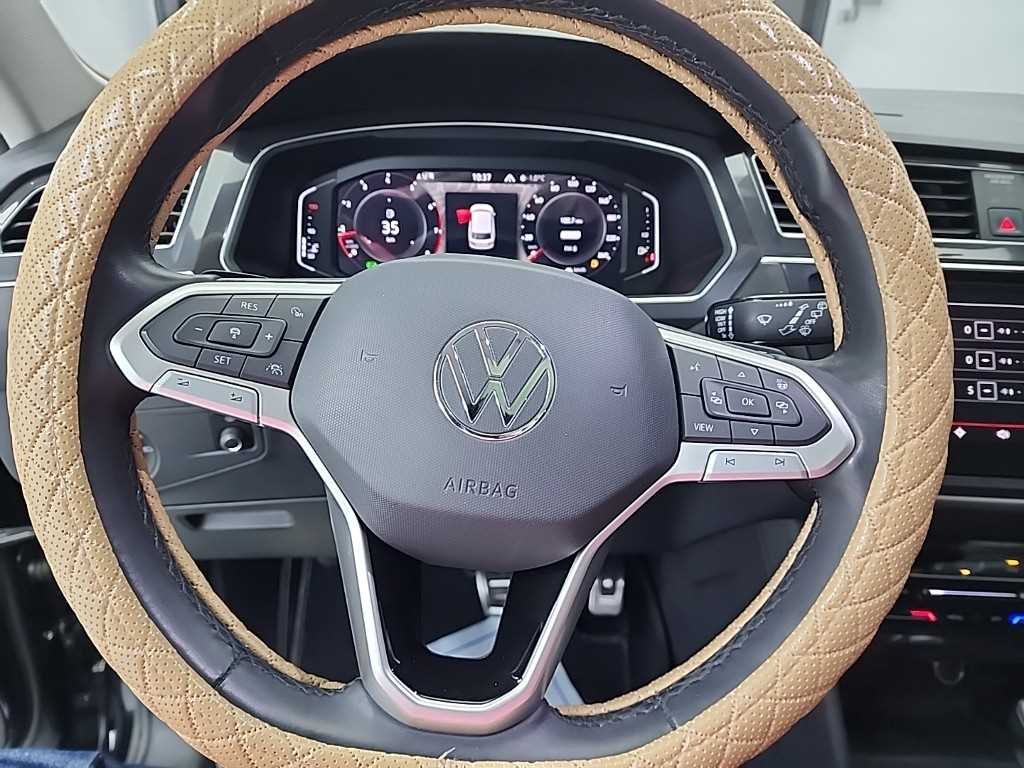 폭스바겐 티구안(2세대) 올스페이스 2.0 TSI 프레스티지 - 이미지 3