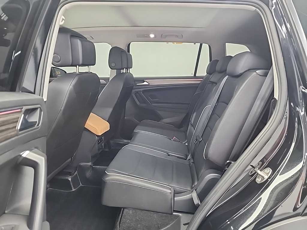 폭스바겐 티구안(2세대) 올스페이스 2.0 TSI 프레스티지 - 이미지 9