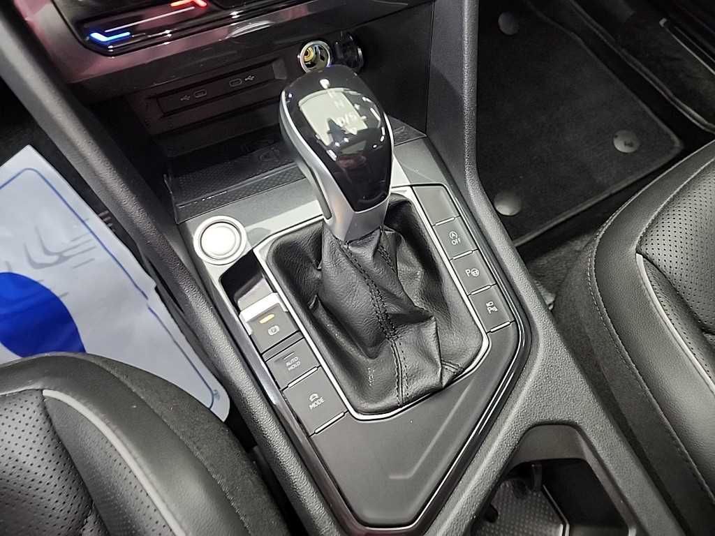 폭스바겐 티구안(2세대) 올스페이스 2.0 TSI 프레스티지 - 이미지 12