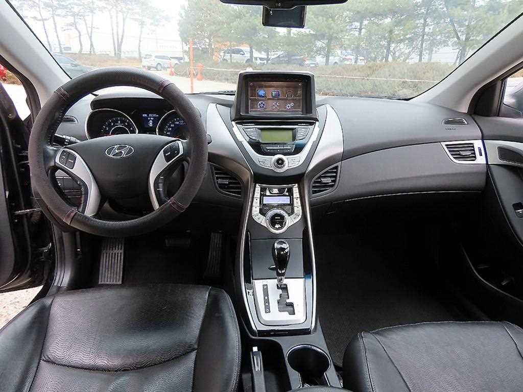 현대 아반떼MD M16 GDi 프리미어 - 이미지 10