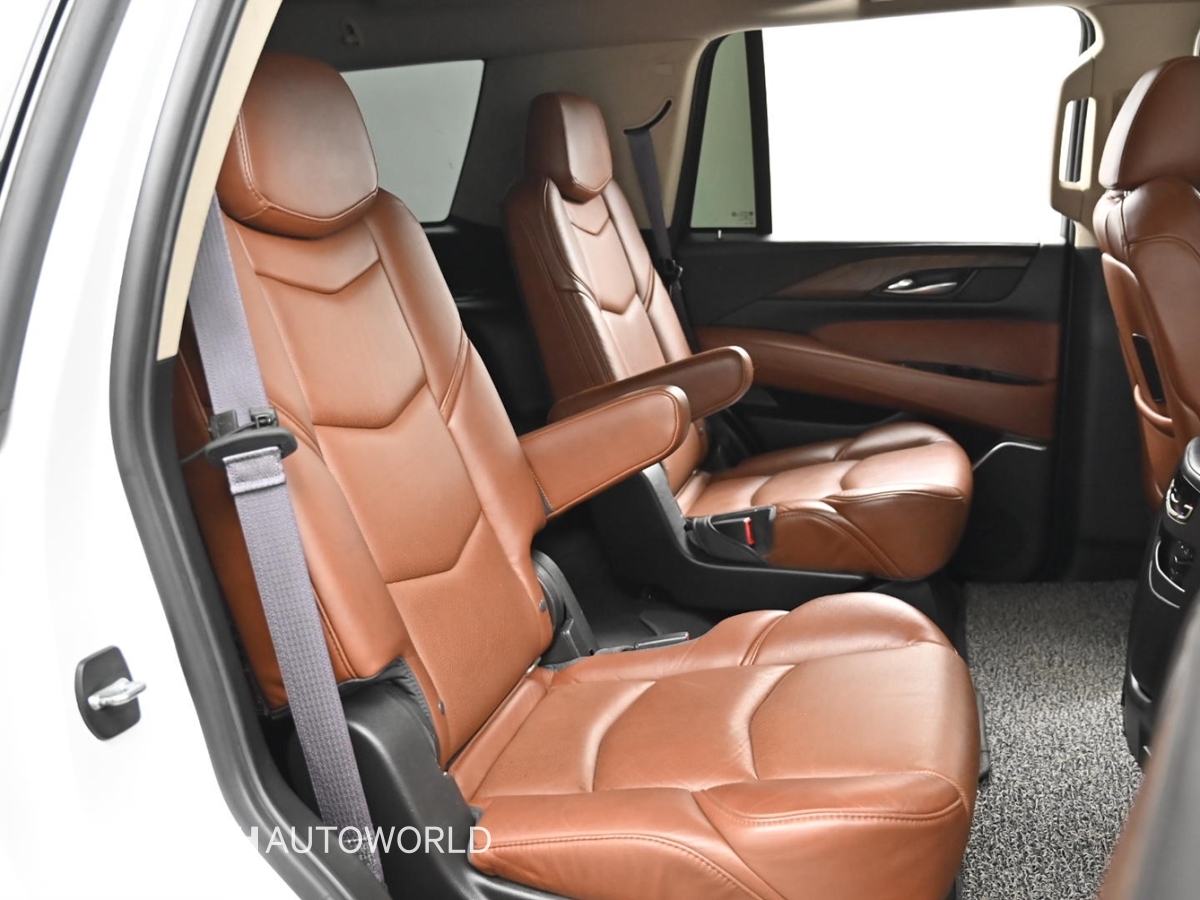 캐딜락 에스컬레이드(4세대) 6.2 V8 - 이미지 8