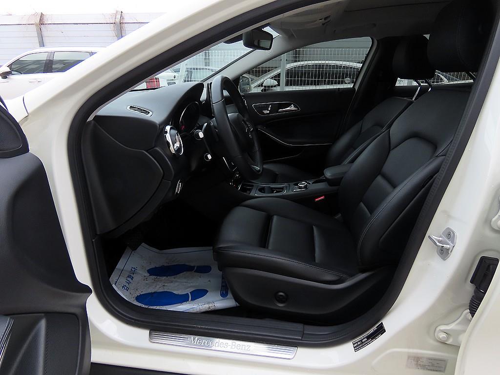 벤츠 GLA클래스 GLA 220 - 이미지 9