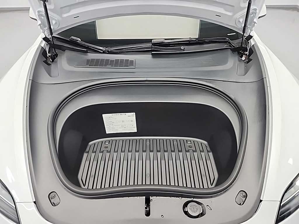 테슬라 모델 3 RWD - 이미지 6