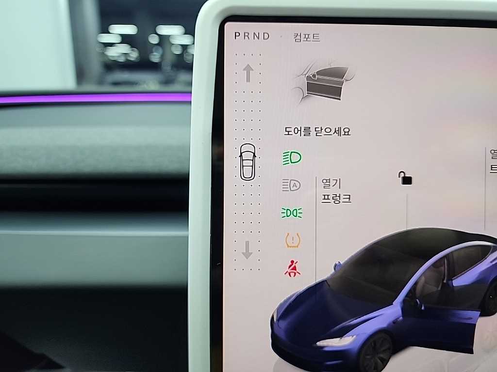 테슬라 모델 3 RWD - 이미지 11