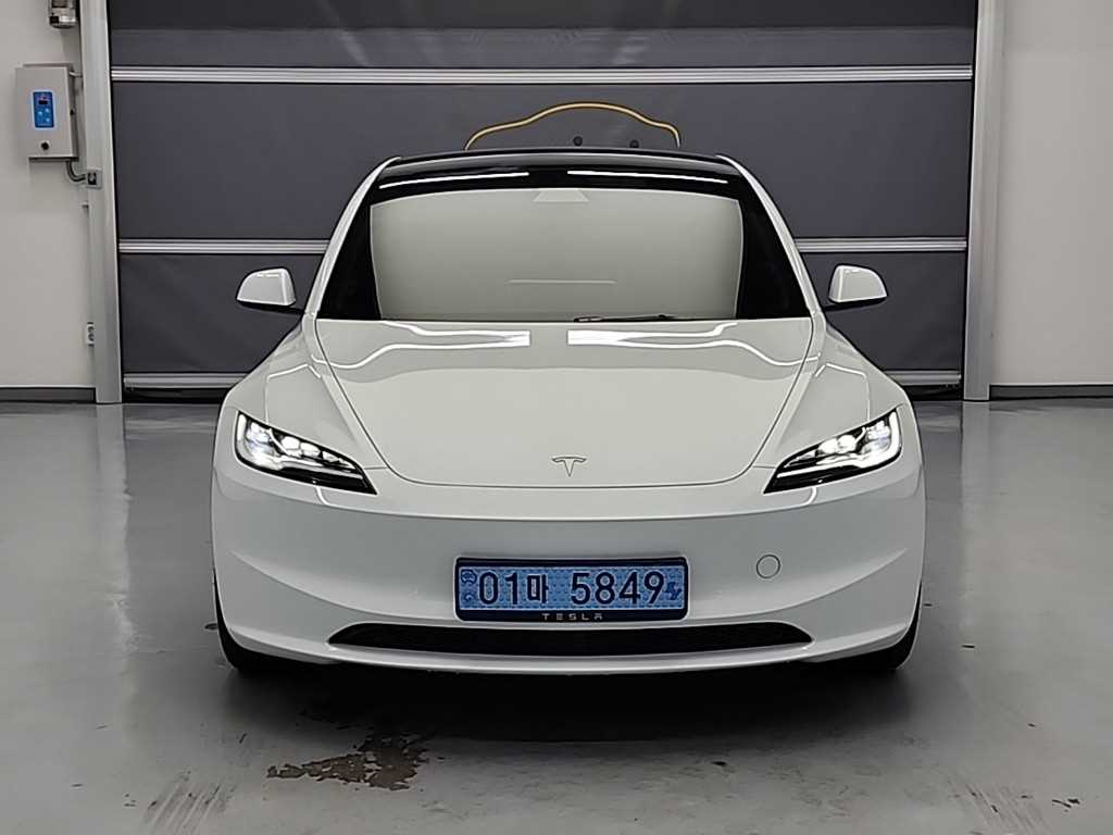 테슬라 모델 3 RWD - 이미지 9