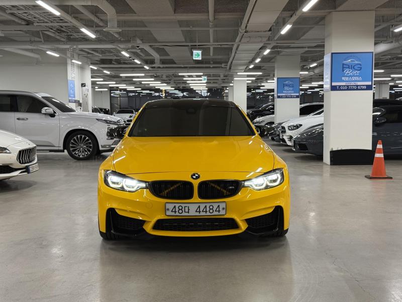 BMW M4 M4 쿠페 컴페티션 - 이미지 18