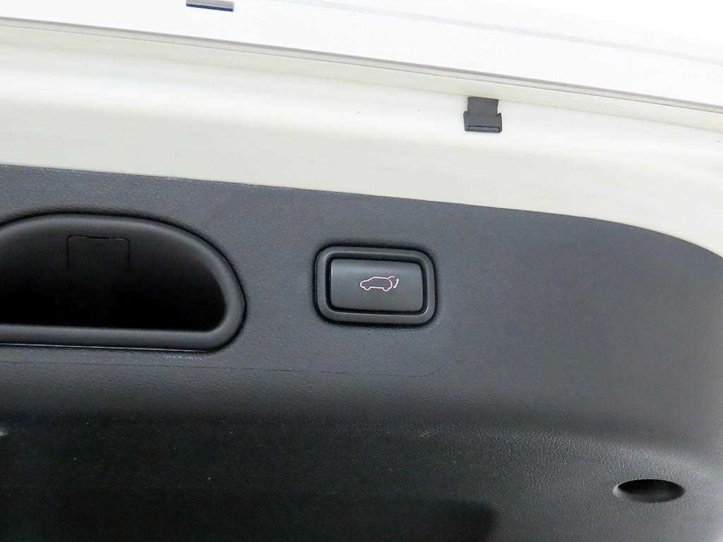 기아 스포티지 더 볼드 R2.0 디젤 2WD 노블레스 - 이미지 9