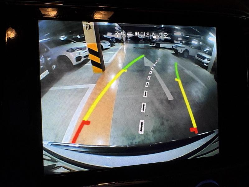 지프 그랜드 체로키(WK2) 3.6 V6 서밋 - 이미지 5