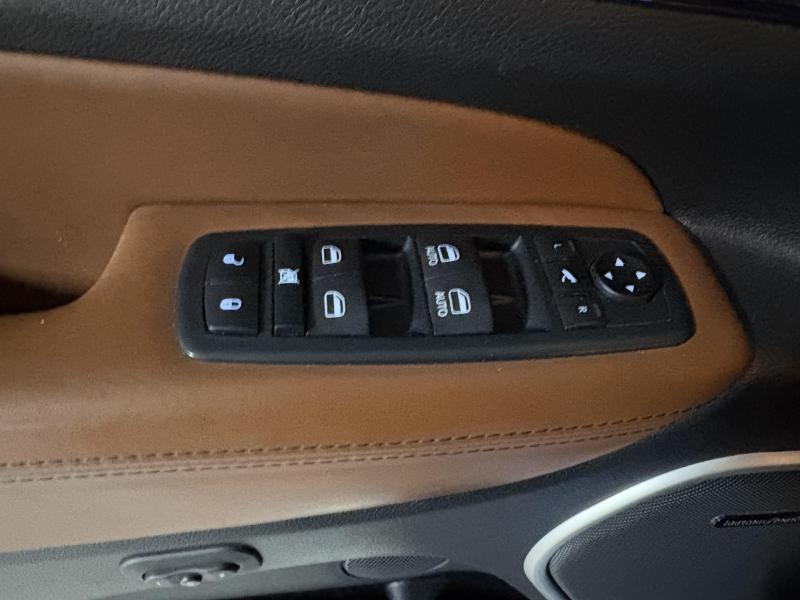 지프 그랜드 체로키(WK2) 3.6 V6 서밋 - 이미지 16