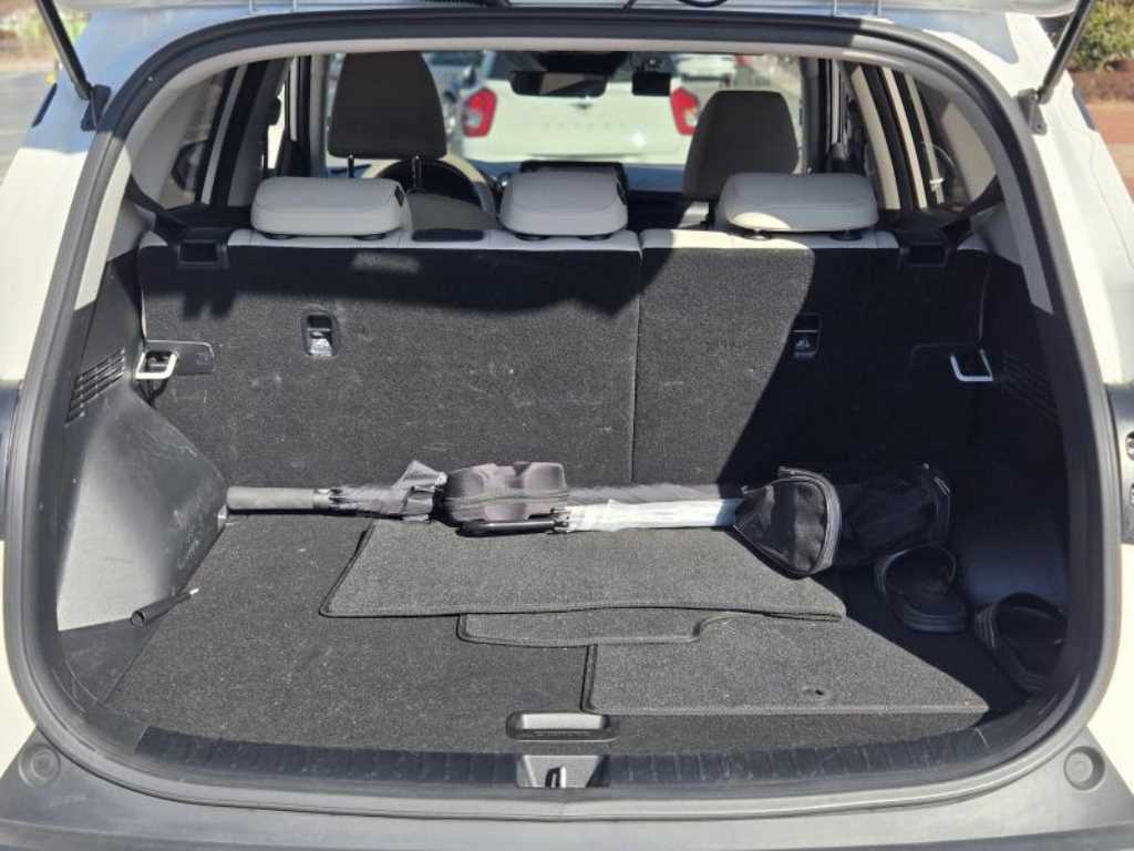 기아 셀토스 1.6 가솔린 2WD 그래비티 - 이미지 2