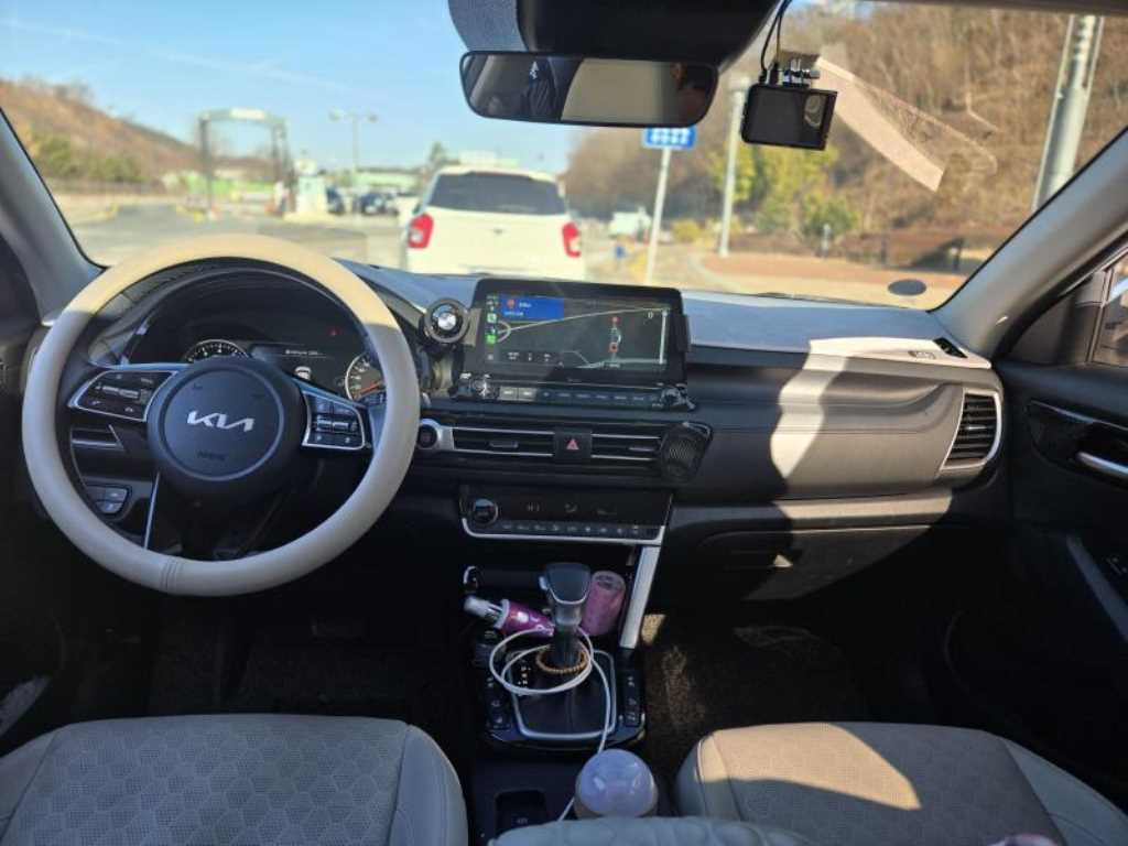 기아 셀토스 1.6 가솔린 2WD 그래비티 - 이미지 13