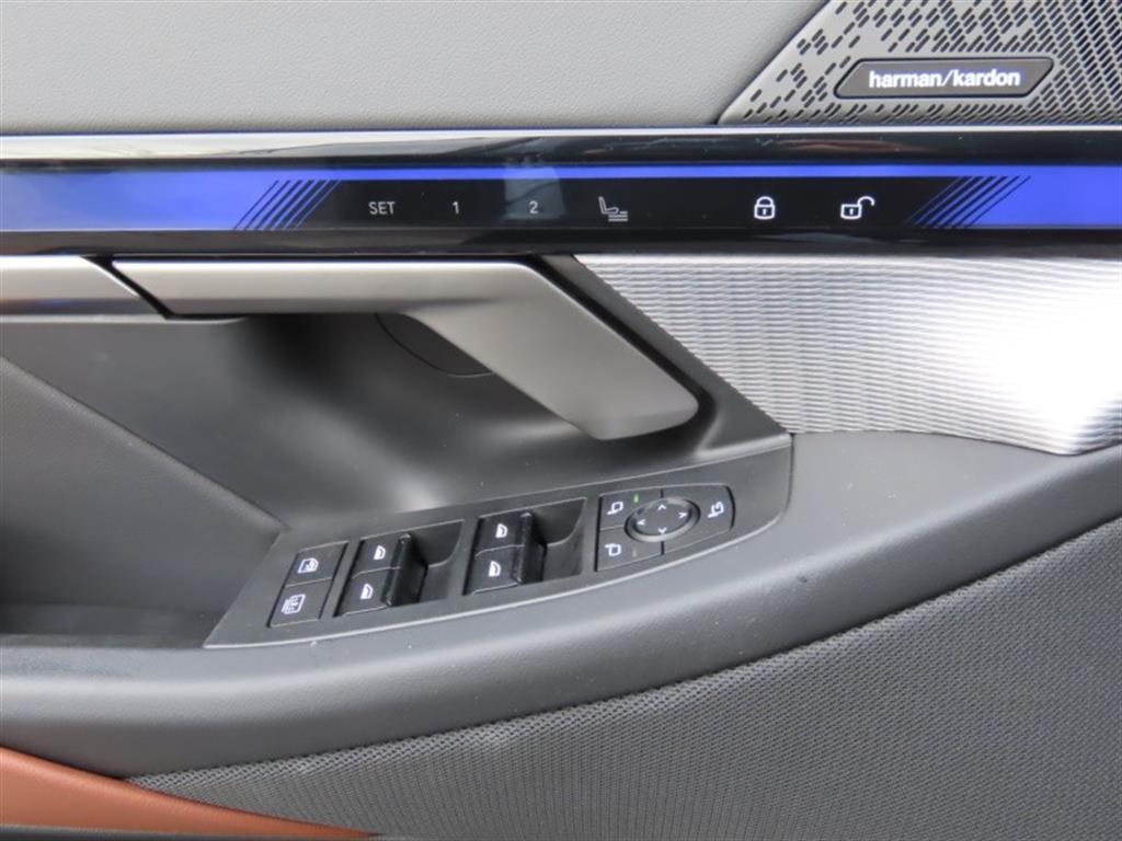 BMW 5시리즈(8세대) 530i xDrive M 스포츠 - 이미지 17