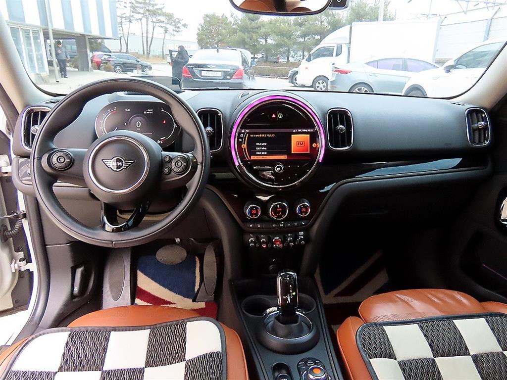 미니 컨트리맨(2세대) 1.5 하이트림 - 이미지 15