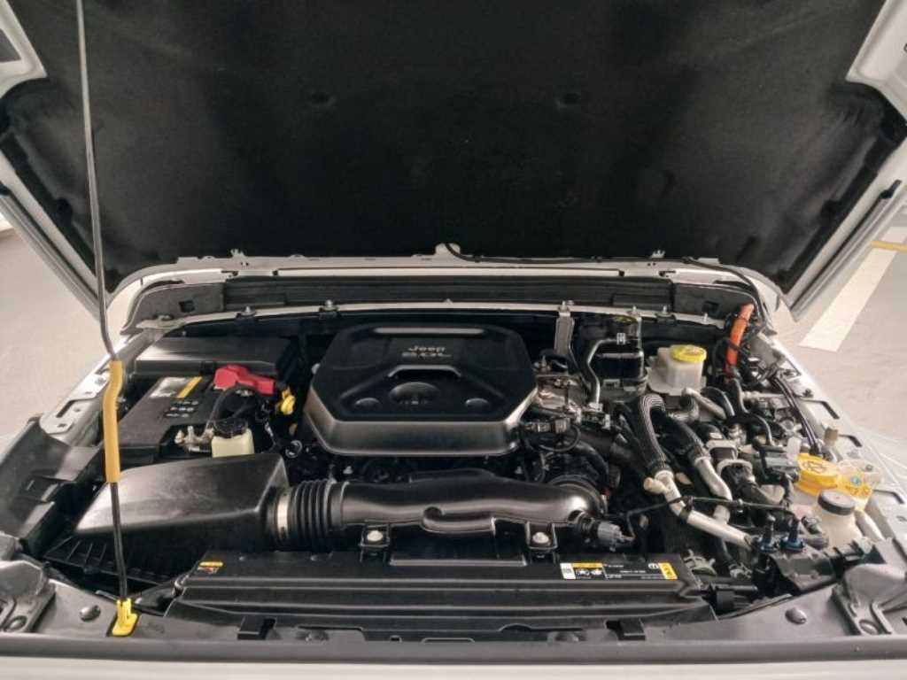 지프 랭글러(JL) 2.0 4xe 오버랜드 4DR 파워탑 - 이미지 4