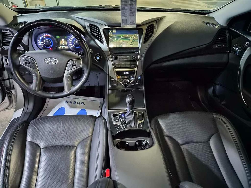 현대 그랜저HG 하이브리드 2.4 HEV 프리미엄 - 이미지 20