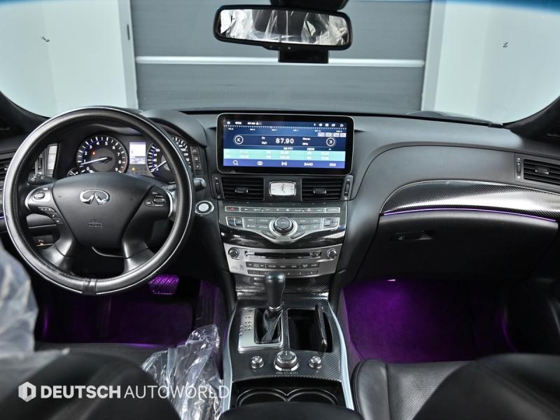 인피니티 Q70 3.7 AWD - 이미지 7
