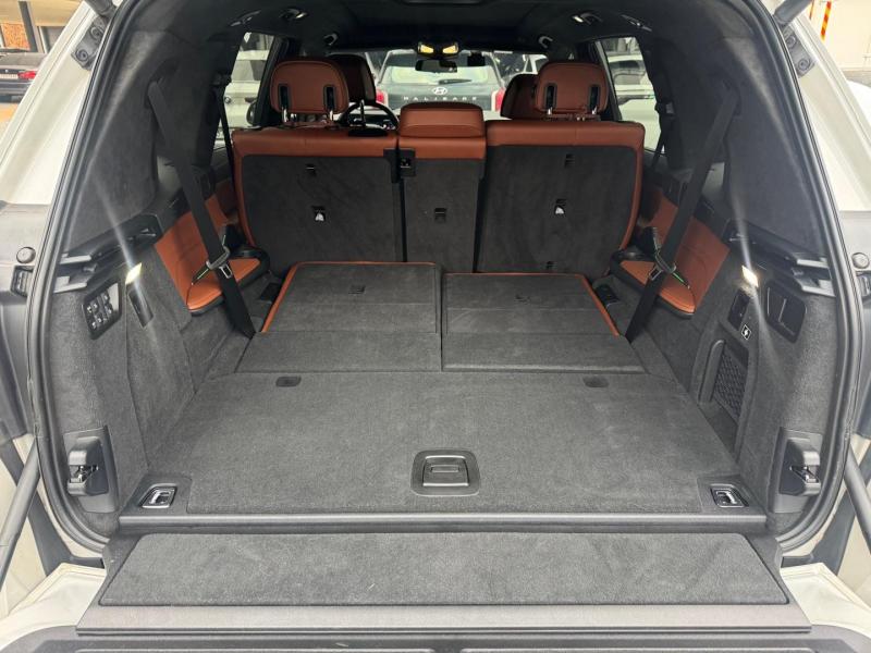 BMW X7 40i xDrive 디자인퓨어 엑셀런스 7인승 - 이미지 10