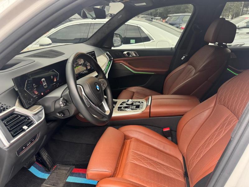 BMW X7 40i xDrive 디자인퓨어 엑셀런스 7인승 - 이미지 7