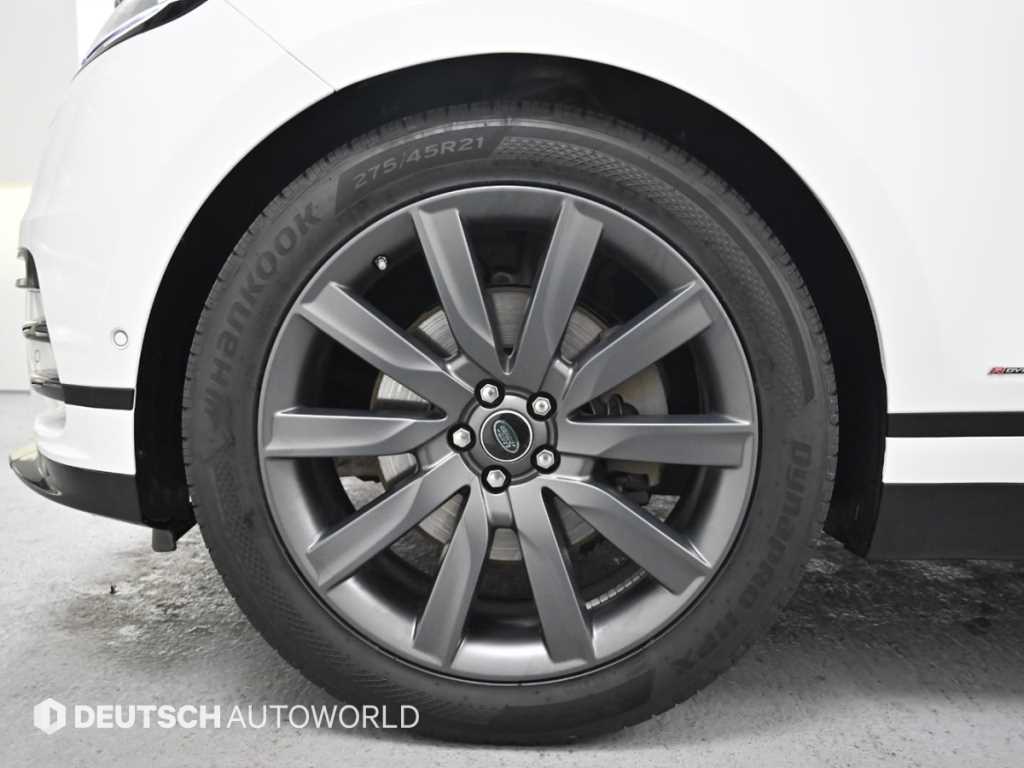 랜드로버 레인지로버 벨라 3.0 D300 HSE R다이나믹 - 이미지 19