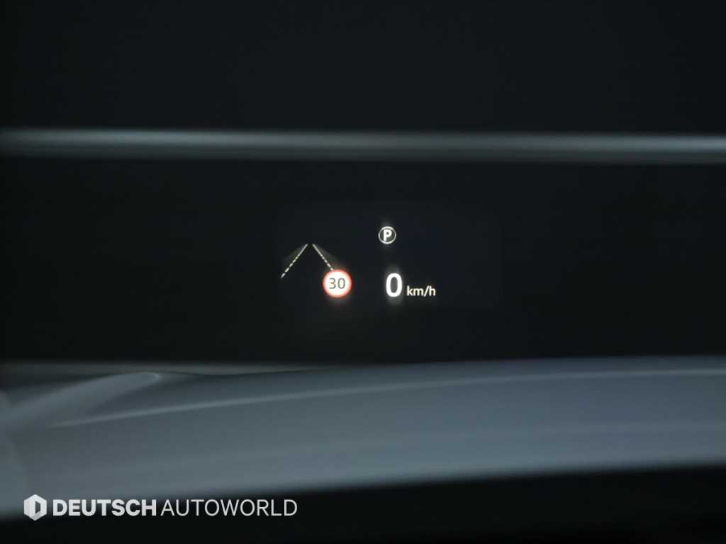 랜드로버 레인지로버 벨라 3.0 D300 HSE R다이나믹 - 이미지 6