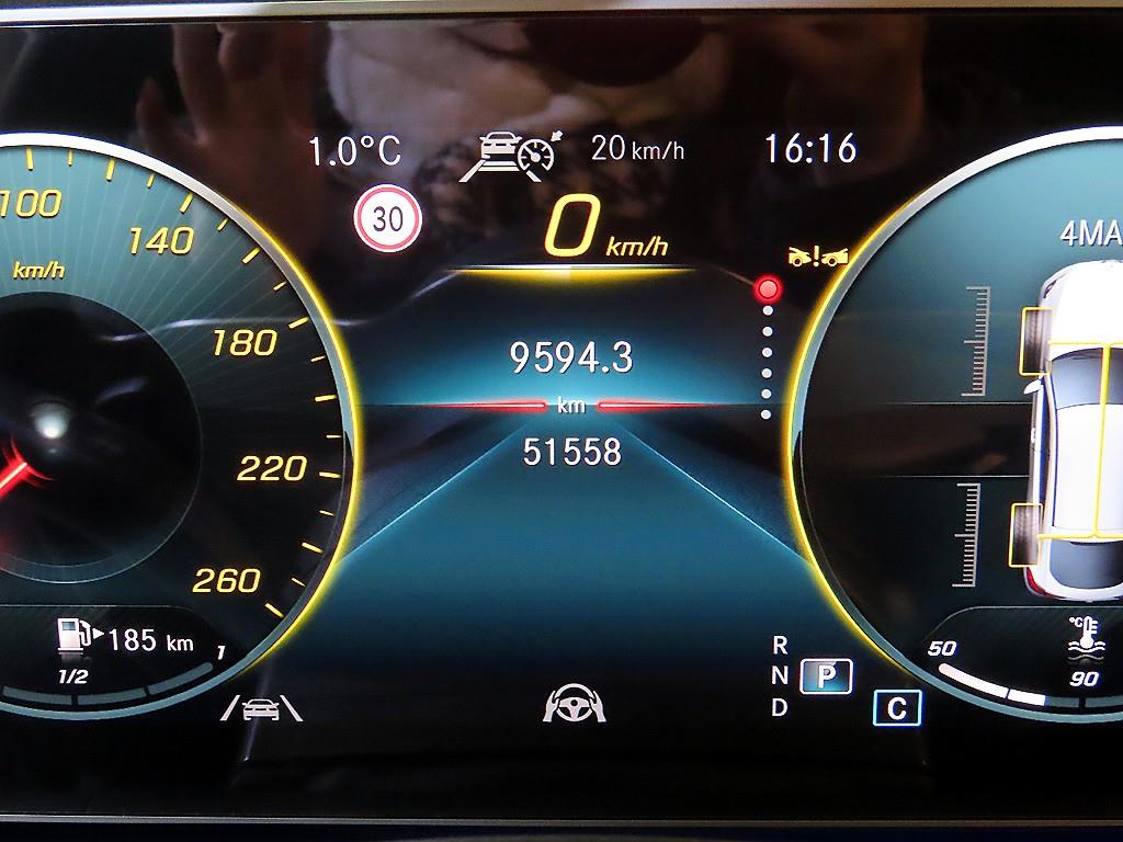 벤츠 GLE클래스(4세대) GLE 400d 4매틱 쿠페 - 이미지 13