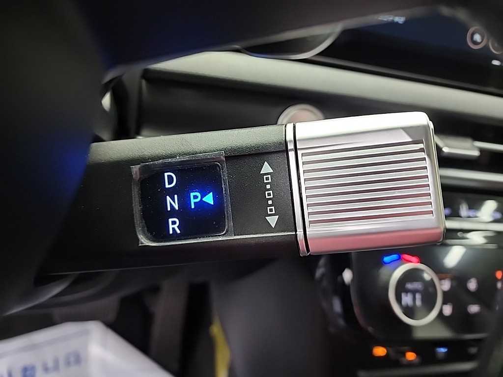 현대 더 뉴투싼 2.0 디젤 AWD 모던 - 이미지 19