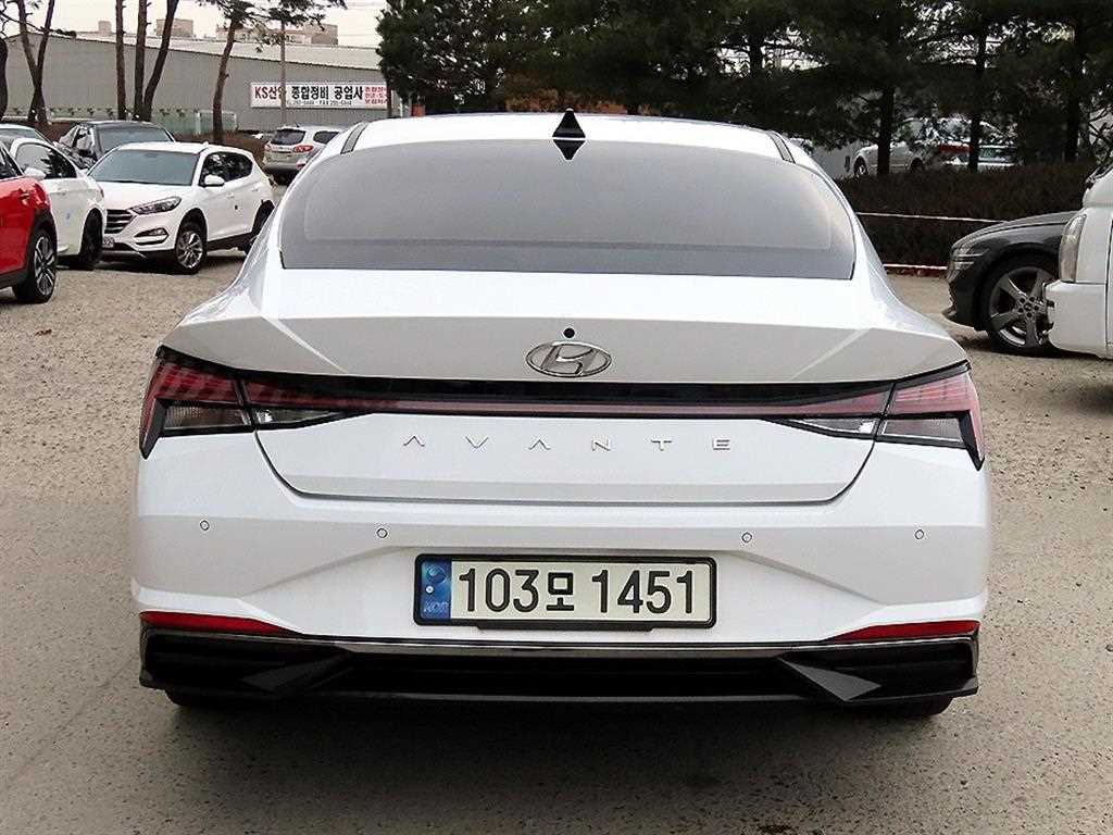 현대 아반떼(CN7) 1.6 가솔린 인스퍼레이션 - 이미지 5