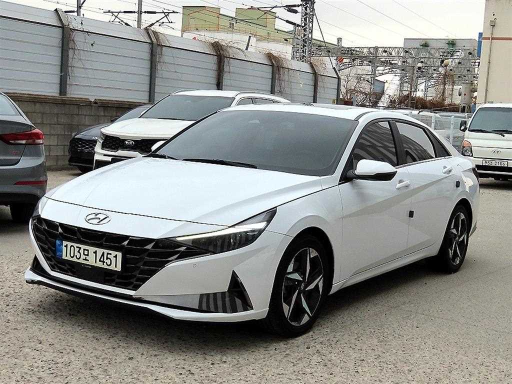 현대 아반떼(CN7) 1.6 가솔린 인스퍼레이션 - 이미지 17