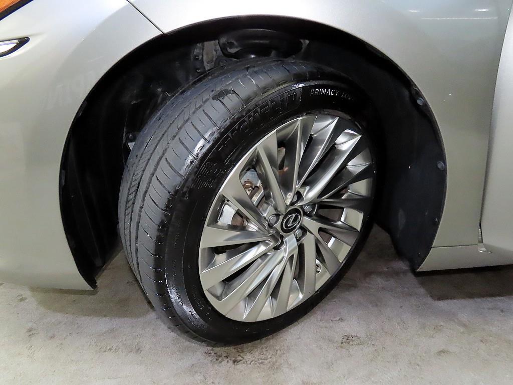 렉서스 ES(7세대) 300h 이그제큐티브 - 이미지 6