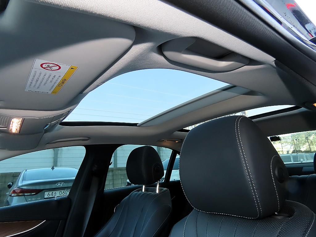 벤츠 E클래스(5세대) E300 4매틱 익스클루시브 - 이미지 16