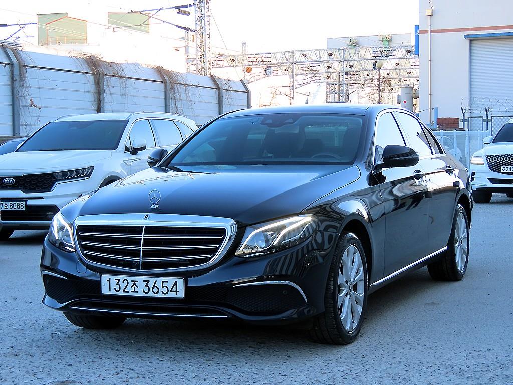 벤츠 E클래스(5세대) E300 4매틱 익스클루시브 - 이미지 13