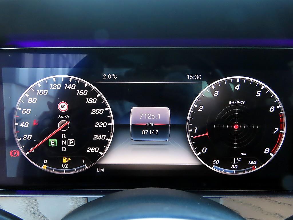 벤츠 E클래스(5세대) E300 4매틱 익스클루시브 - 이미지 18