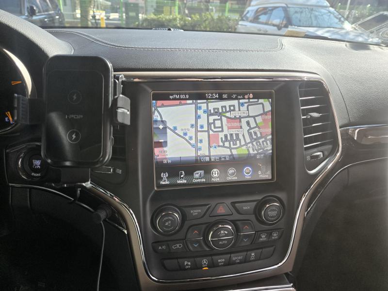 지프 그랜드 체로키(WK2) 3.0 CRD 오버랜드 - 이미지 10