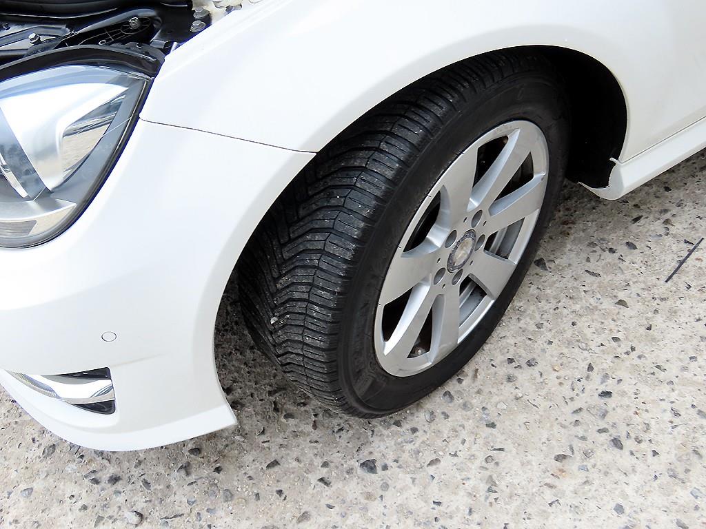 벤츠 C클래스(3세대) C220 CDI - 이미지 2