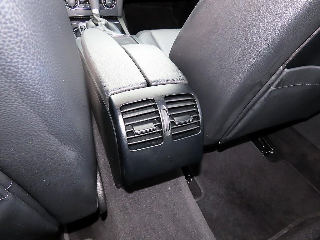 벤츠 C클래스(3세대) C220 CDI - 이미지 8