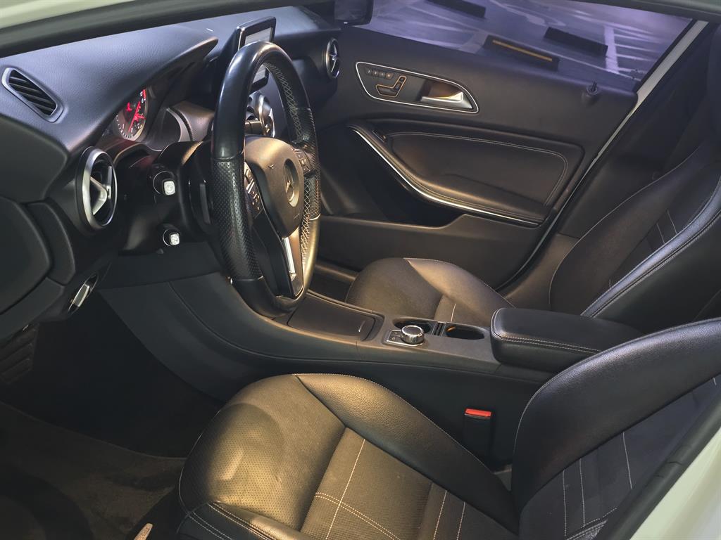 벤츠 A클래스(3세대) A180 CDI 나이트 - 이미지 10