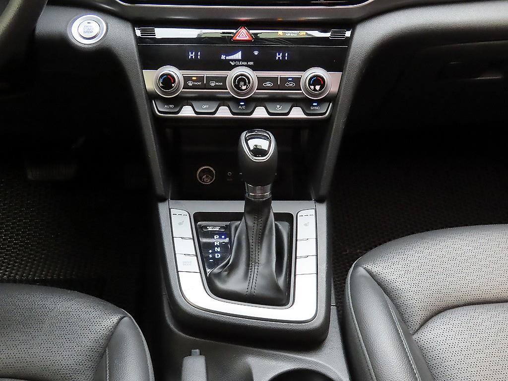 현대 더 뉴아반떼AD 1.6 가솔린 스타일 - 이미지 9