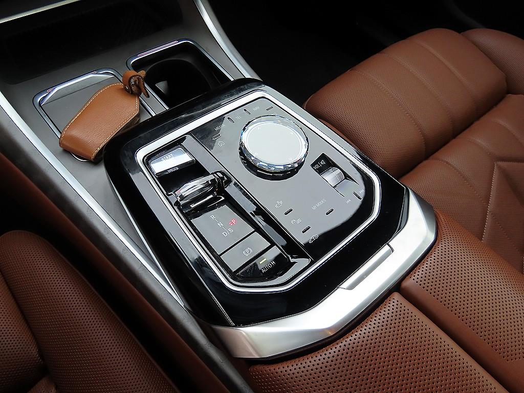 BMW 7시리즈(7세대) 740i sDrive DPE - 이미지 7