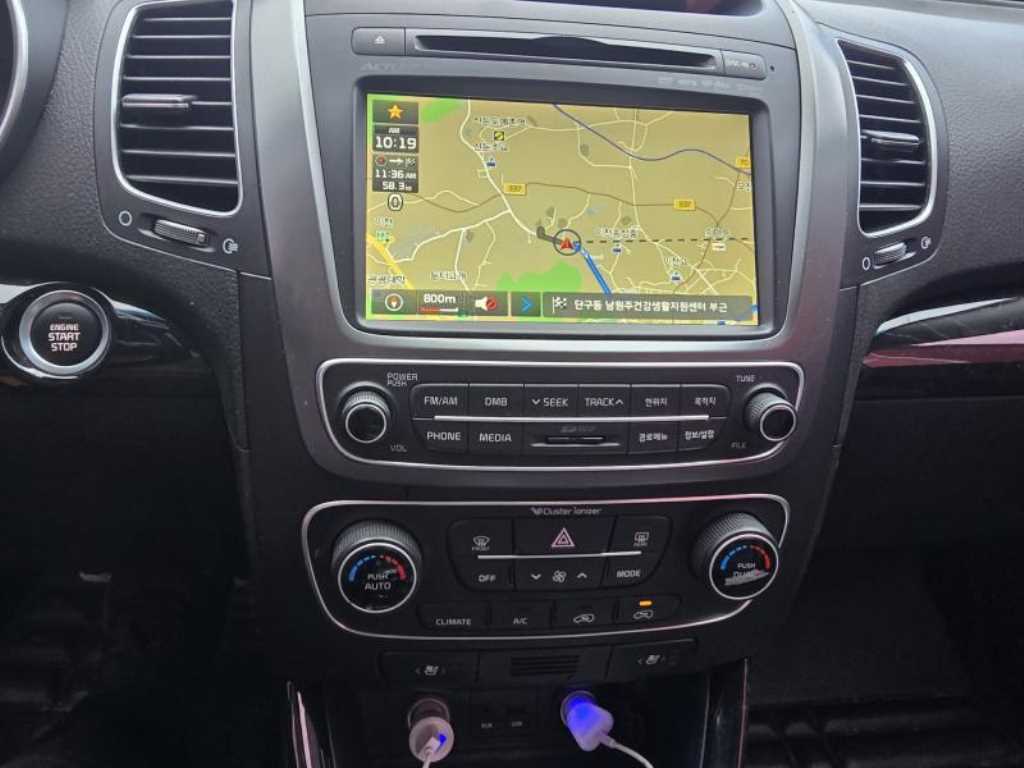 기아 뉴쏘렌토 R R2.0 2WD 프레스티지 - 이미지 10