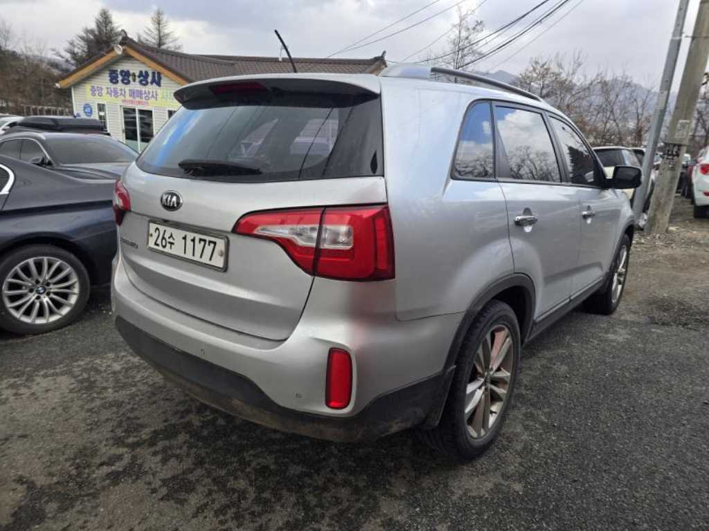 기아 뉴쏘렌토 R R2.0 2WD 프레스티지 - 이미지 9