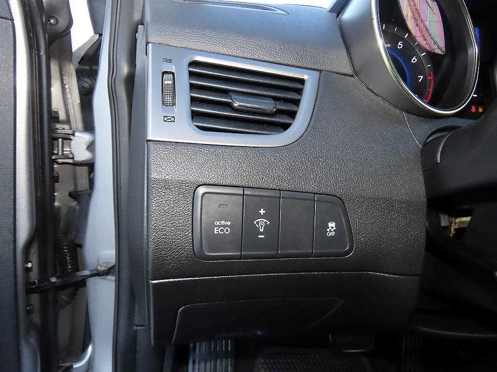 현대 아반떼MD M16 GDi 탑 - 이미지 19