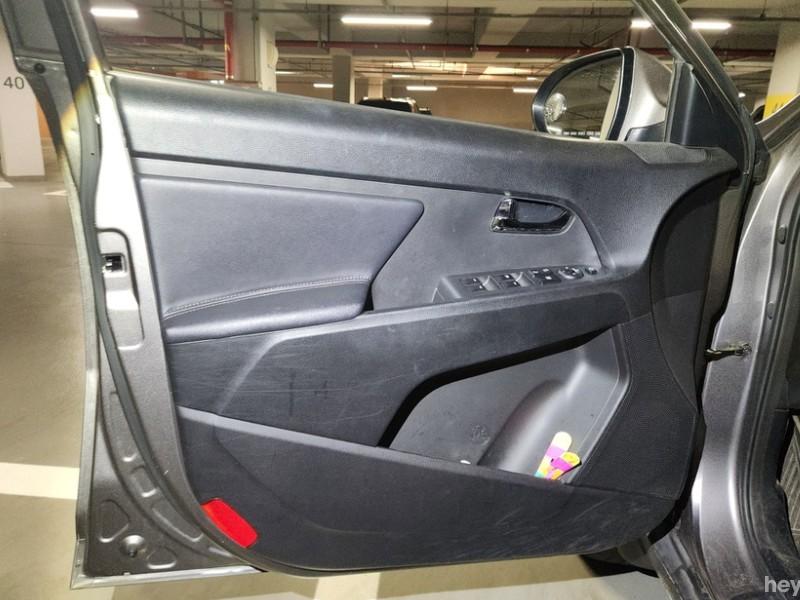 기아 스포티지 R 디젤 R2.0 2WD TLX 최고급형 - 이미지 3