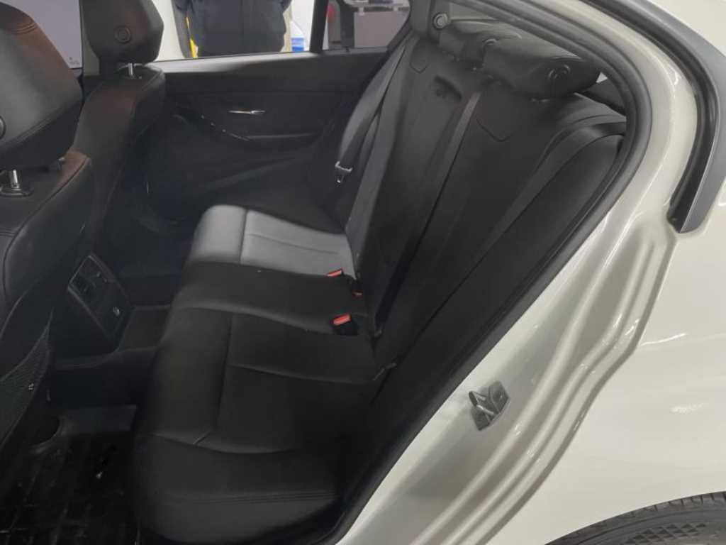 BMW 3시리즈(6세대) 320d - 이미지 10