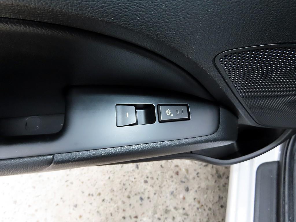 현대 아반떼AD 1.6 디젤 프리미엄 - 이미지 2