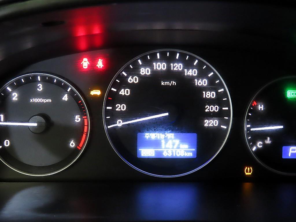 현대 더 뉴그랜드스타렉스 3인승 디젤 밴 스타일 - 이미지 5