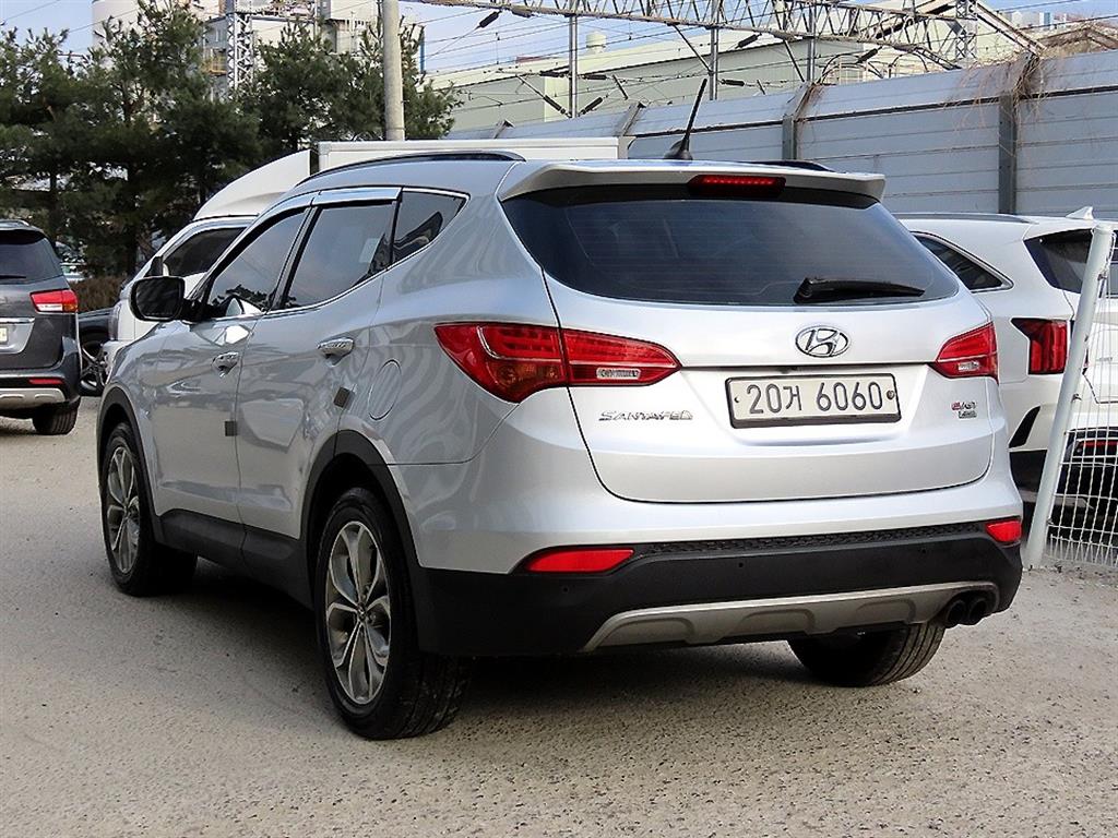 현대 싼타페(DM) 디젤 R2.0 4WD 프리미엄 - 이미지 17