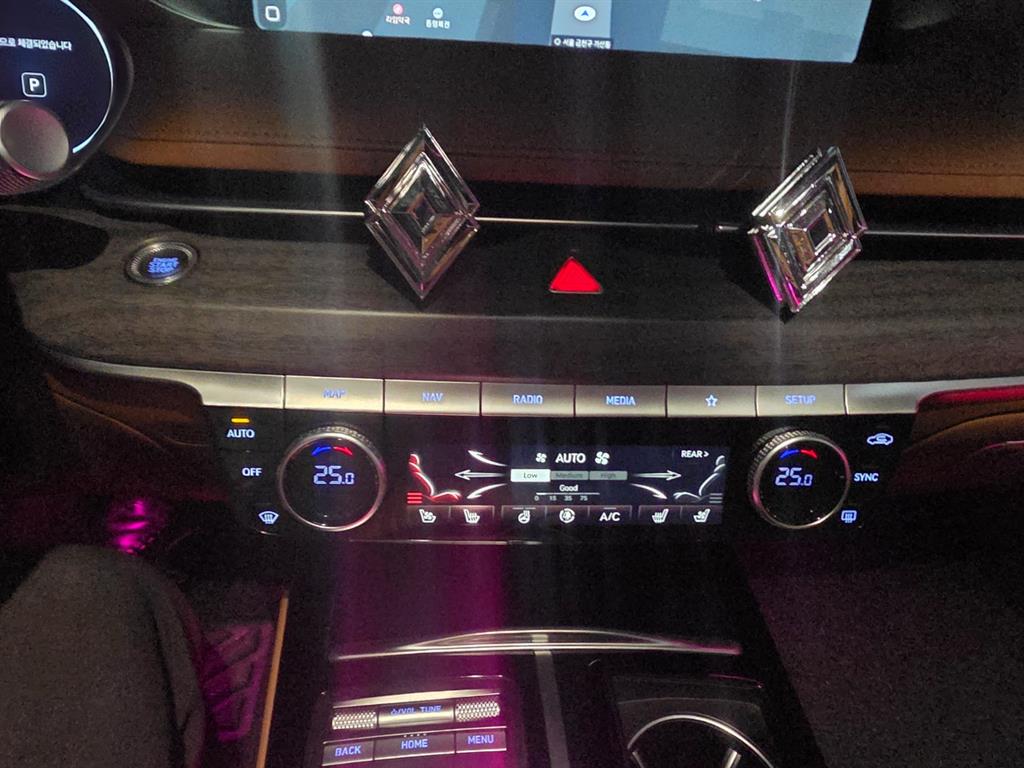 제네시스 더 올뉴G80 가솔린 2.5 AWD 기본형 - 이미지 12