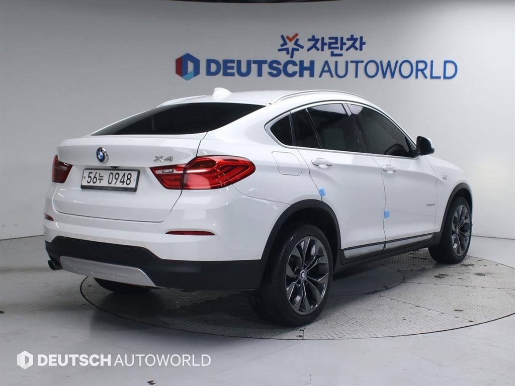 BMW X4 20d xDrive x라인 - 이미지 16
