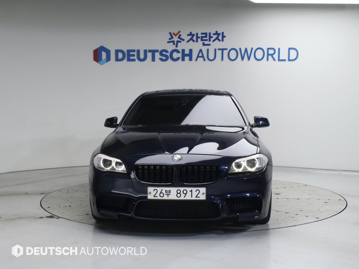 BMW 5시리즈(6세대) 520d - 이미지 2